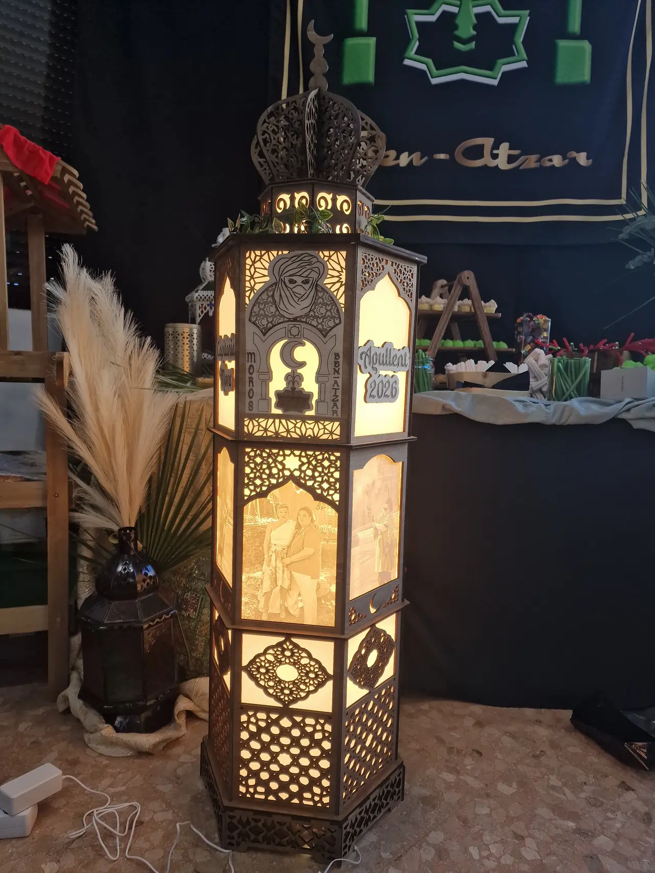 Lámpara de pie Edición Capitanía Moros del Ben Atzar 2026